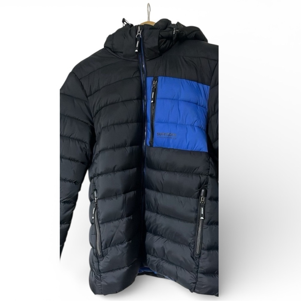 Superdry puffer jacket - Picture 2 of 4